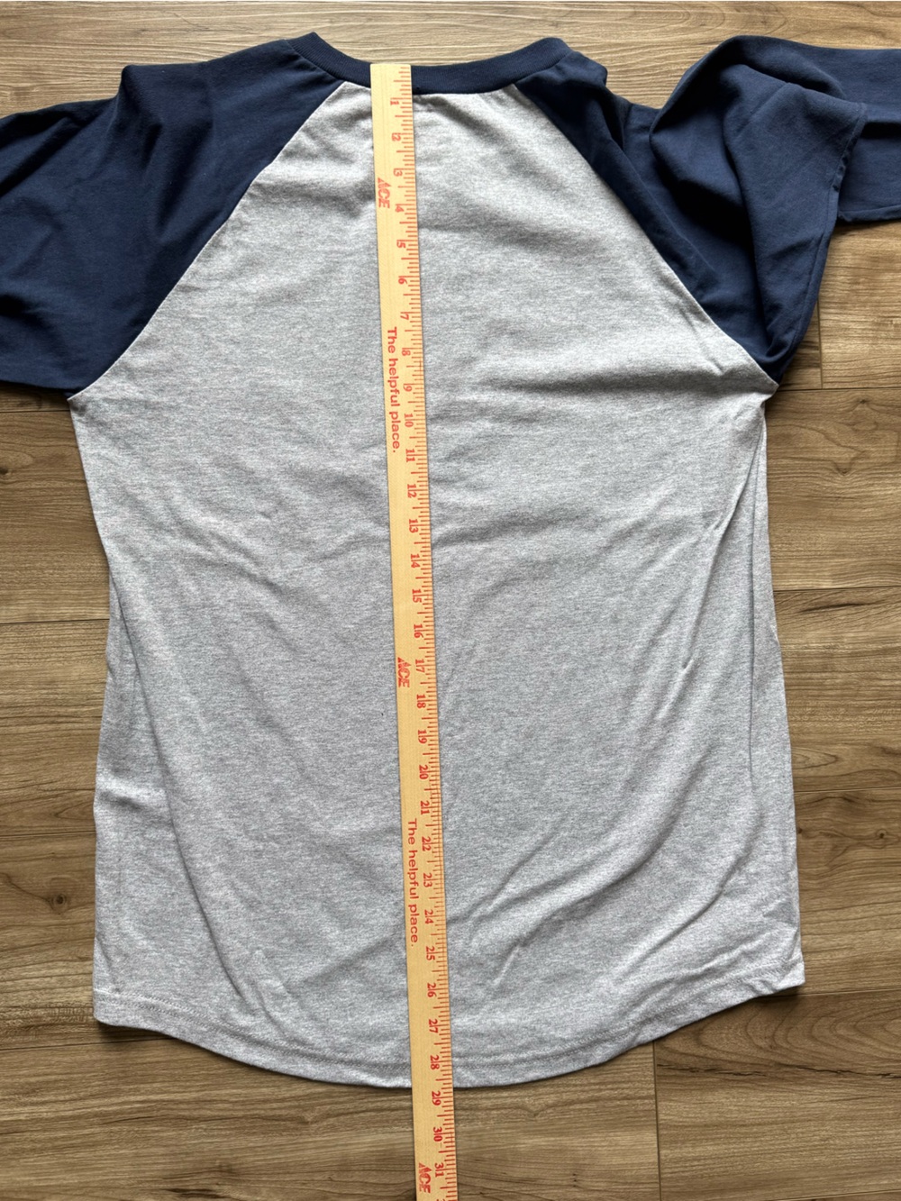 University of Michigan raglan t-shirt grey navy blue 3/4 length sleeves size L - Picture 6 of 7